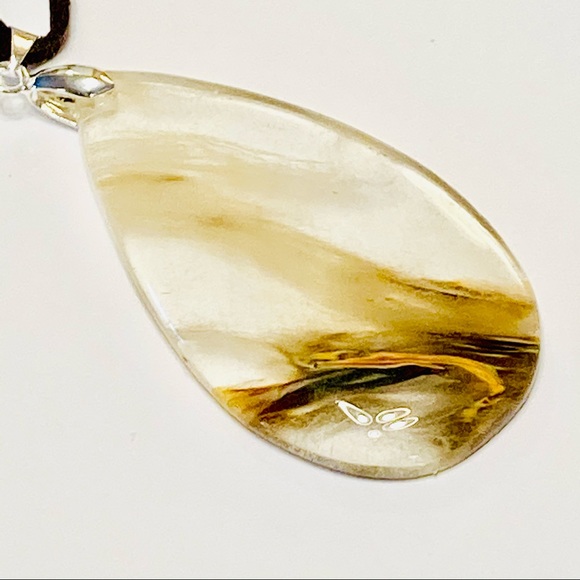 Fleeting Flames:  VOLCANO QUARTZ Pendant Necklace - Picture 3 of 12